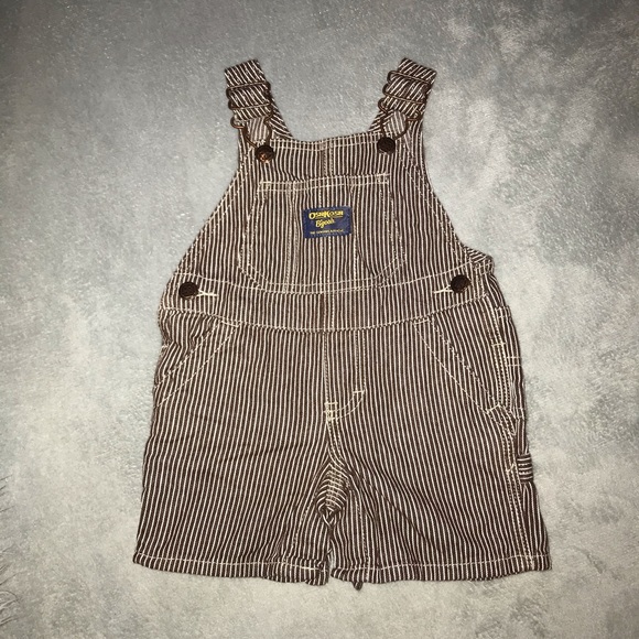 ✨SOLD✨ summer ‘fit w/vintage OSHKOSH’s!! - Picture 2 of 8